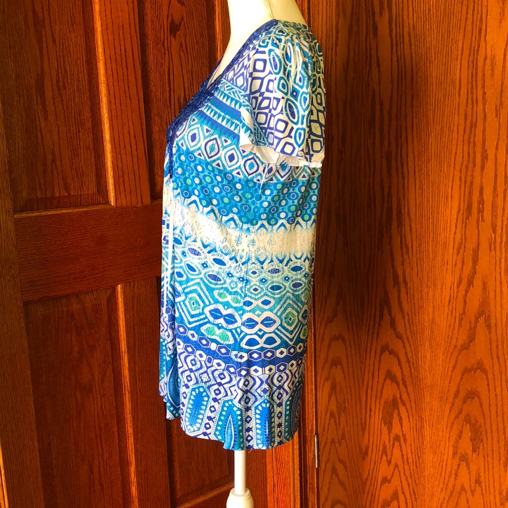 NEW LISTING! G Collection Pheasant Top - Picture 6 of 8